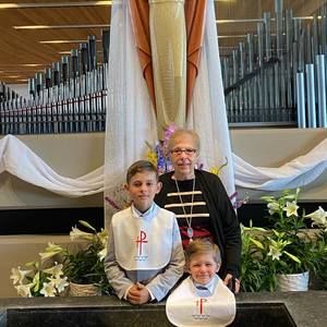 Meet your Posher, Lena